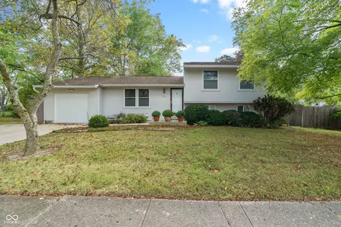 5531 Lunsford Dr, Indianapolis, IN 46237