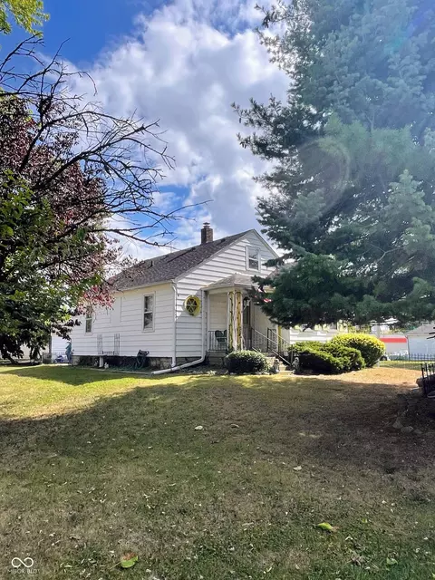 115 Hanley St, Plainfield, IN 46168 photo 2