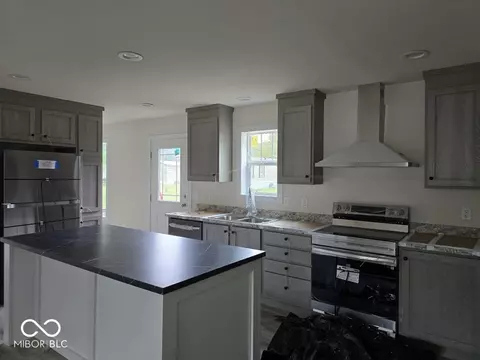 403 Cool Evening Rd, Cloverdale, IN 46120