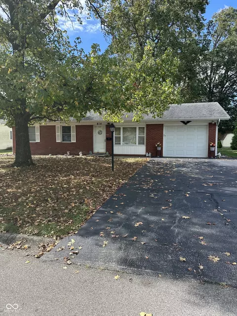 814 S Hickory Dr, Bloomington, IN 47403