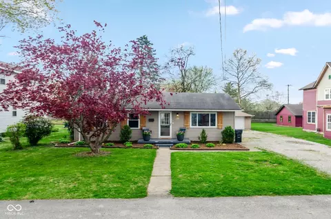525 Park Ave, Greenwood, IN 46143