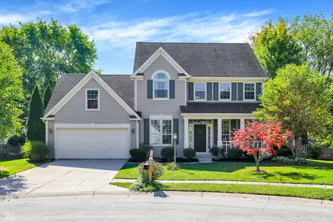 10654 Blackthorn Ct, Fishers, IN 46038