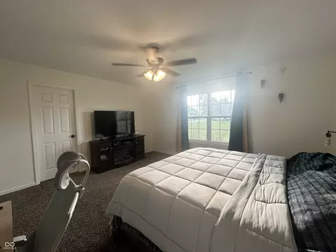 Bedroom - 407 E Maple St, Bainbridge, IN 46105 photo 14 of 14