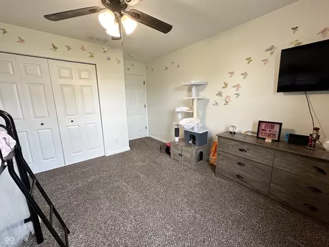 Bedroom - 407 E Maple St, Bainbridge, IN 46105 photo 4 of 14