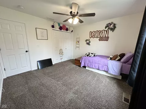 Bedroom - 407 E Maple St, Bainbridge, IN 46105 photo 7 of 14