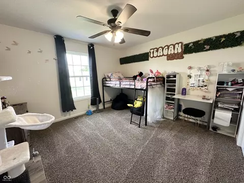Bedroom - 407 E Maple St, Bainbridge, IN 46105 photo 6 of 14