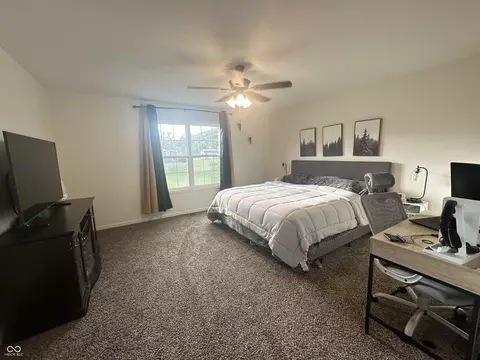 Bedroom - 407 E Maple St, Bainbridge, IN 46105 photo 11 of 14
