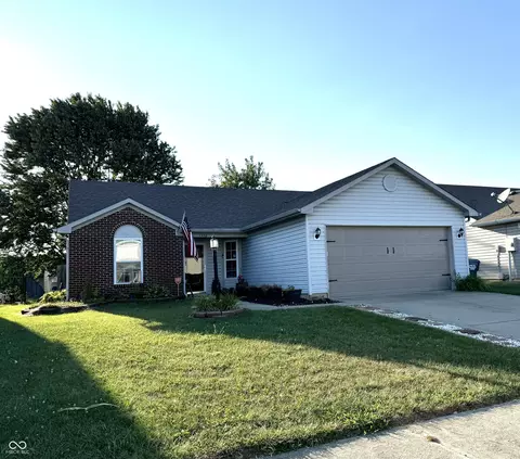 1526 Osprey Way, Greenwood, IN 46143