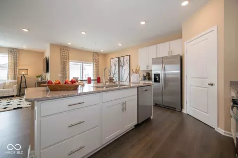 Kitchen - 116 Carrick Glen Blvd, Pendleton, IN 46064 photo 3 of 4