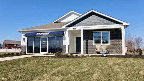 Exterior - 116 Carrick Glen Blvd, Pendleton, IN 46064 photo 1 of 6