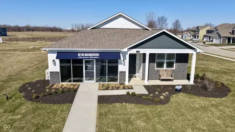 116 Carrick Glen Blvd, Pendleton, IN 46064