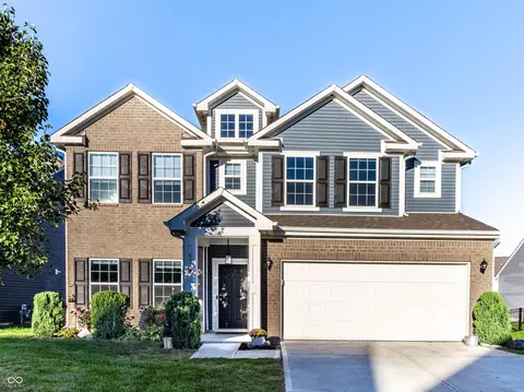 5348 Brandywine Dr, Whitestown, IN 46075