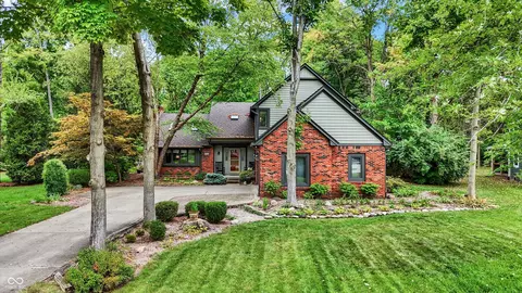 11812 Gulfstream Dr, Fishers, IN 46037