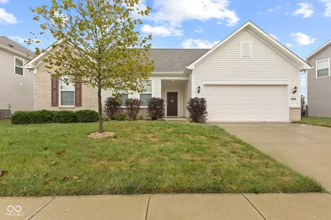 4049 Cherry Blossom Dr, Plainfield, IN 46168