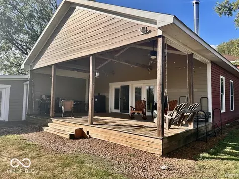 11081 Edgewater Rd, Albany, IN 47320 photo 6