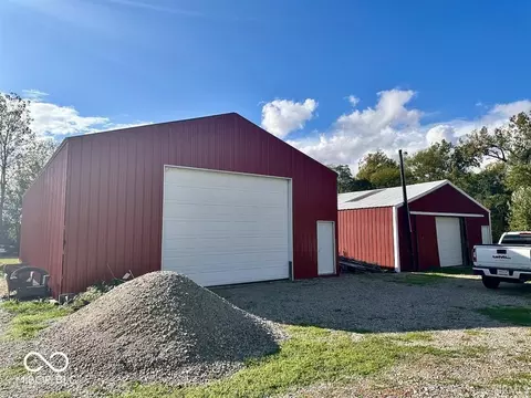 11081 Edgewater Rd, Albany, IN 47320 photo 9