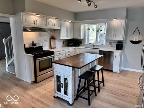 11081 Edgewater Rd, Albany, IN 47320 photo 17