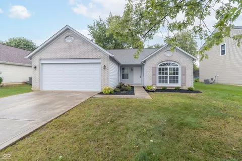 800 Webb Dr, Greenfield, IN 46140