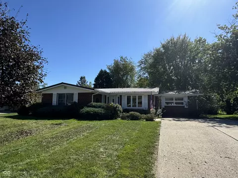 1003 Valley Dr, Crawfordsville, IN 47933