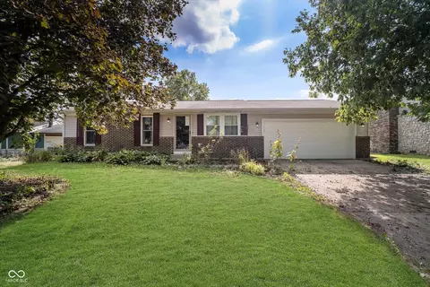 3715 Valley Lake Dr, Indianapolis, IN 46227