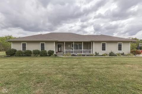 5391 Neff Ln, Mooresville, IN 46158