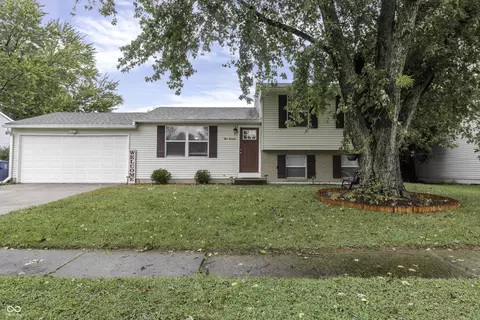 319 Broken Arrow Ct, Indianapolis, IN 46234
