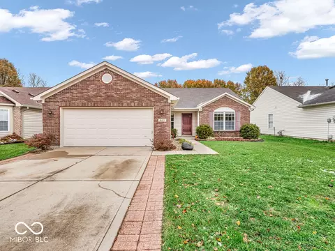 8107 Garden Ridge Rd, Indianapolis, IN 46237