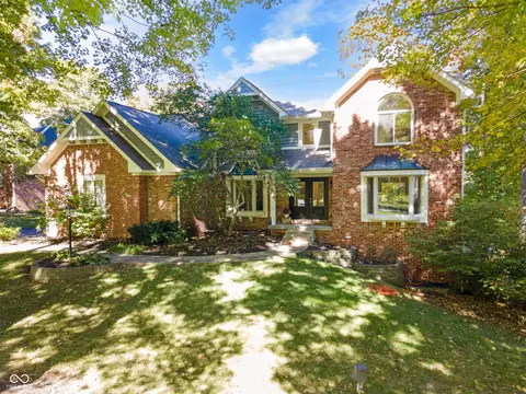 11186 Clarkston Rd, Zionsville, IN 46077