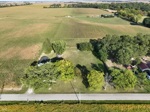 View/Area - 853 N Trojan Complex Rd, Covington, IN 47932 photo 4 of 7