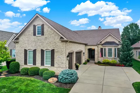 15252 Kampen Cir, Carmel, IN 46033