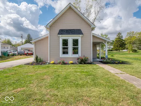 418 S Kentucky St, Danville, IN 46122