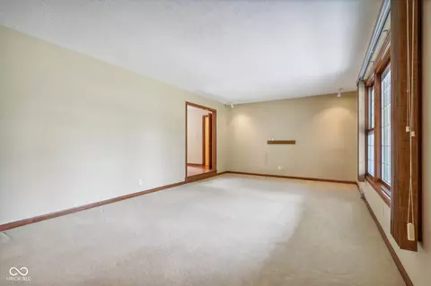 Living - 1207 Reeves Rd, Plainfield, IN 46168 photo 3 of 6