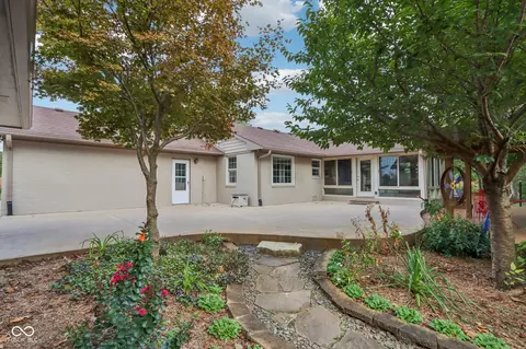 Exterior - 1207 Reeves Rd, Plainfield, IN 46168 photo 11 of 38