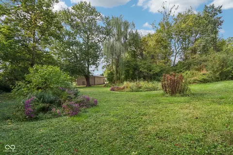 Exterior - 1207 Reeves Rd, Plainfield, IN 46168 photo 31 of 38