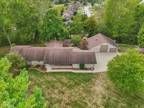 View/Area - 1207 Reeves Rd, Plainfield, IN 46168 photo 7 of 18