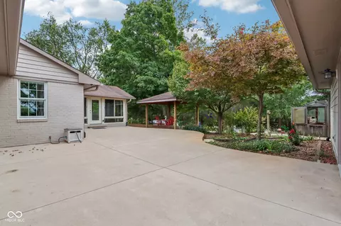 Exterior - 1207 Reeves Rd, Plainfield, IN 46168 photo 13 of 38
