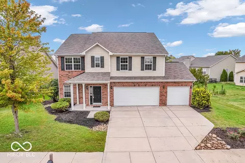 16915 Southall Dr, Westfield, IN 46074