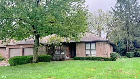 1141 Pintail Ct, Columbus, IN 47201