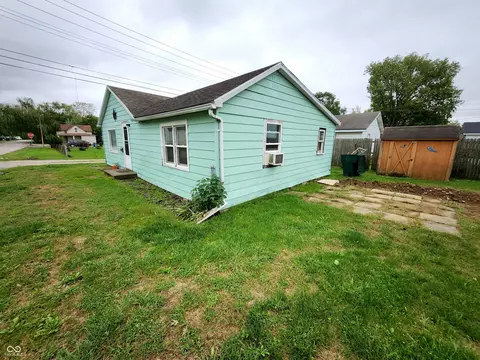 703 E 23rd St, Muncie, IN 47302