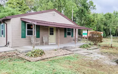 4689 W Cross St, Crawfordsville, IN 47933