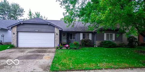 10154 E Park Stream Dr, Indianapolis, IN 46229
