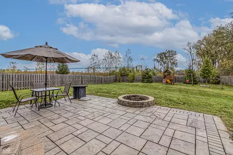 1823 Wedgewood Pl, Avon, IN 46123