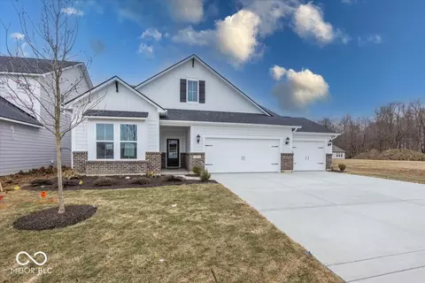 4979 Elaine Ct, Noblesville, IN 46062