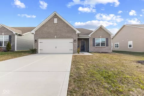 7219 Wooden Grange Dr, Indianapolis, IN 46259