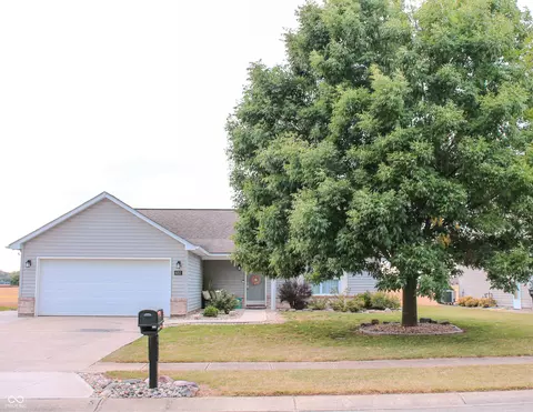 651 Redwood Dr, Pendleton, IN 46064