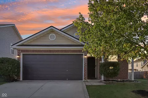 10245 New Dawn Pl, Avon, IN 46123