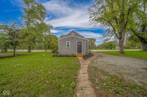 6734 S State Road 67, Pendleton, IN 46064 photo 3
