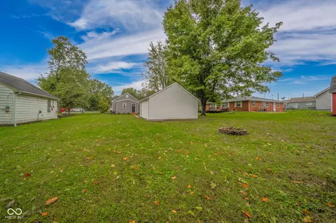 6734 S State Road 67, Pendleton, IN 46064 photo 4