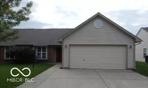 318 Woodberry Dr, Danville, IN 46122