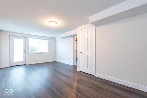 Living - 4219 E Deckard Dr, Bloomington, IN 47408 photo 5 of 6